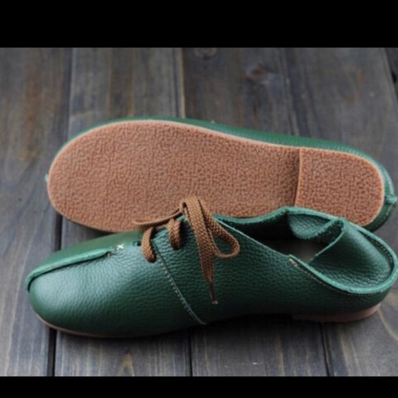 Handmade green leather shoes - Picture 2 of 3